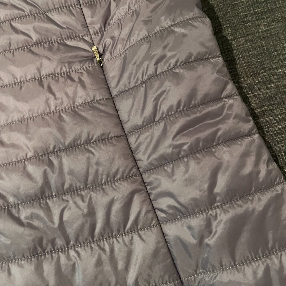 Patagonia Spring Weather Shell - Picture 4 of 4